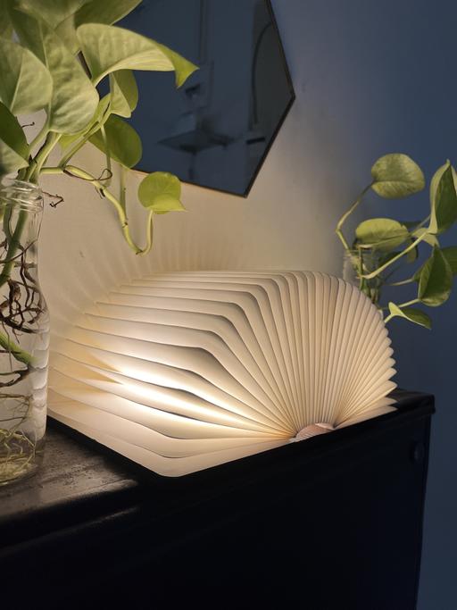 Foldable Book Lamp – 360°